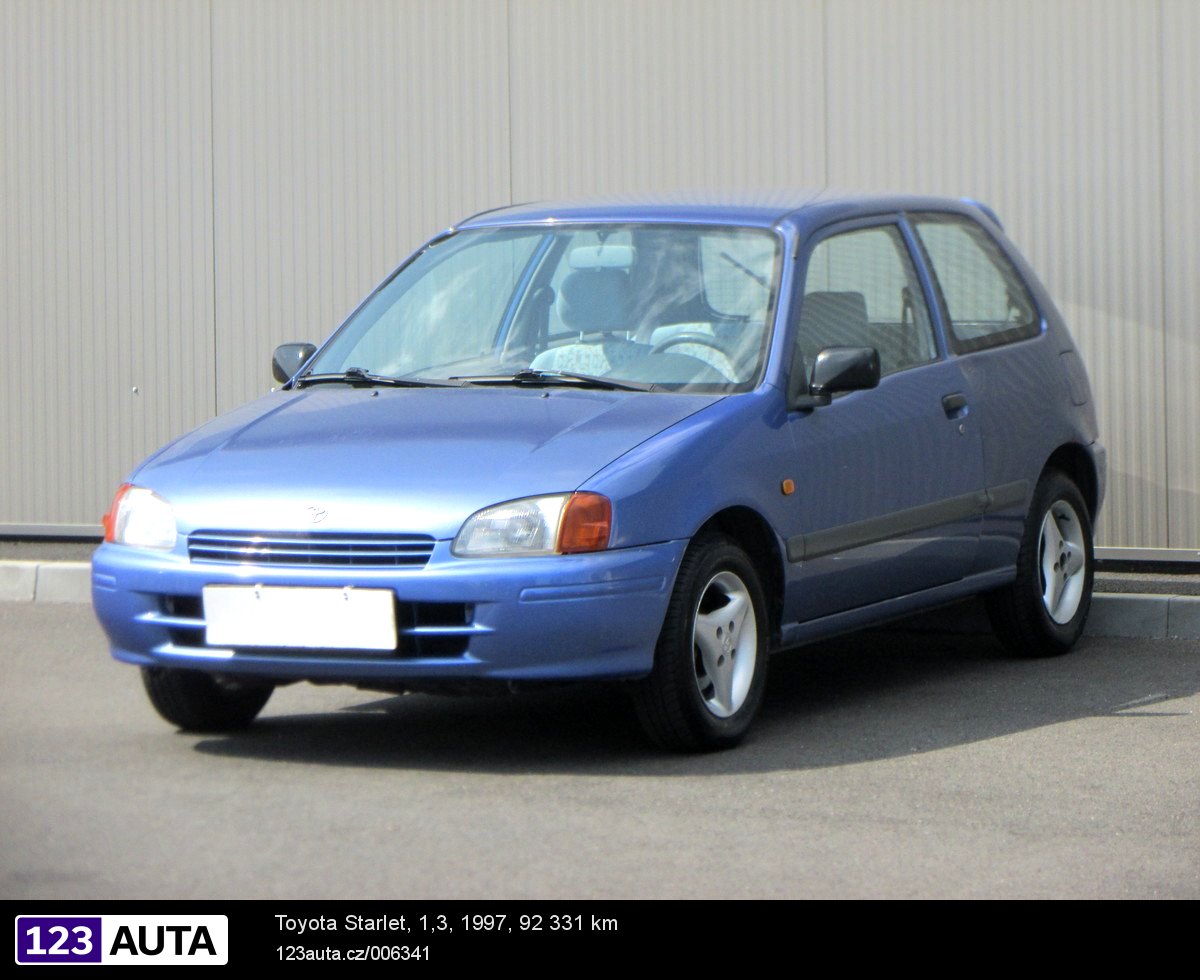Toyota Starlet, 1997 - pohled č. 3