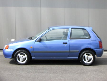 Toyota Starlet, 1997 - pohled č. 8