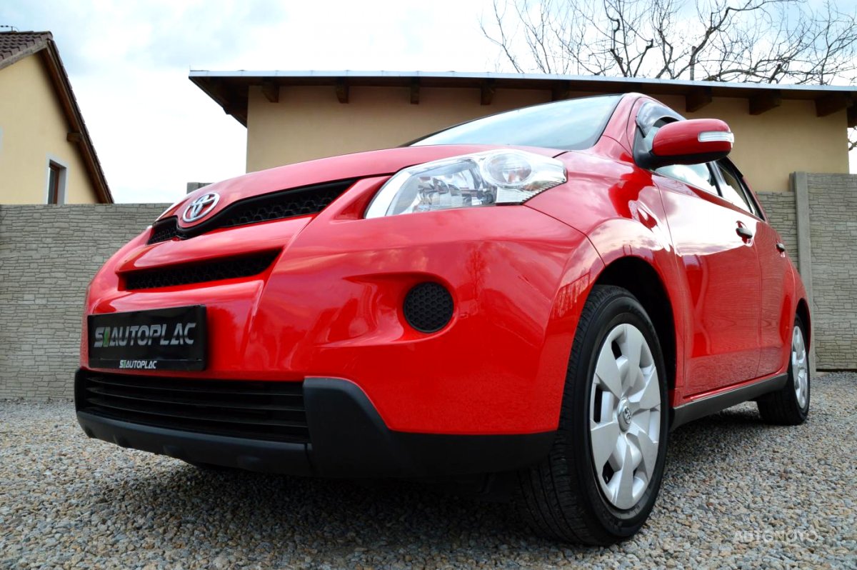 Toyota Urban Cruiser, 2010 - pohled č. 2