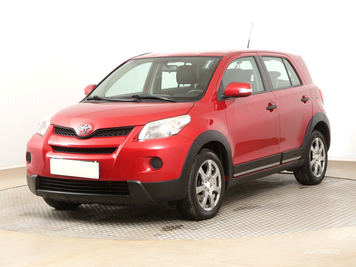 Toyota Urban Cruiser, 2010 - pohled č. 3