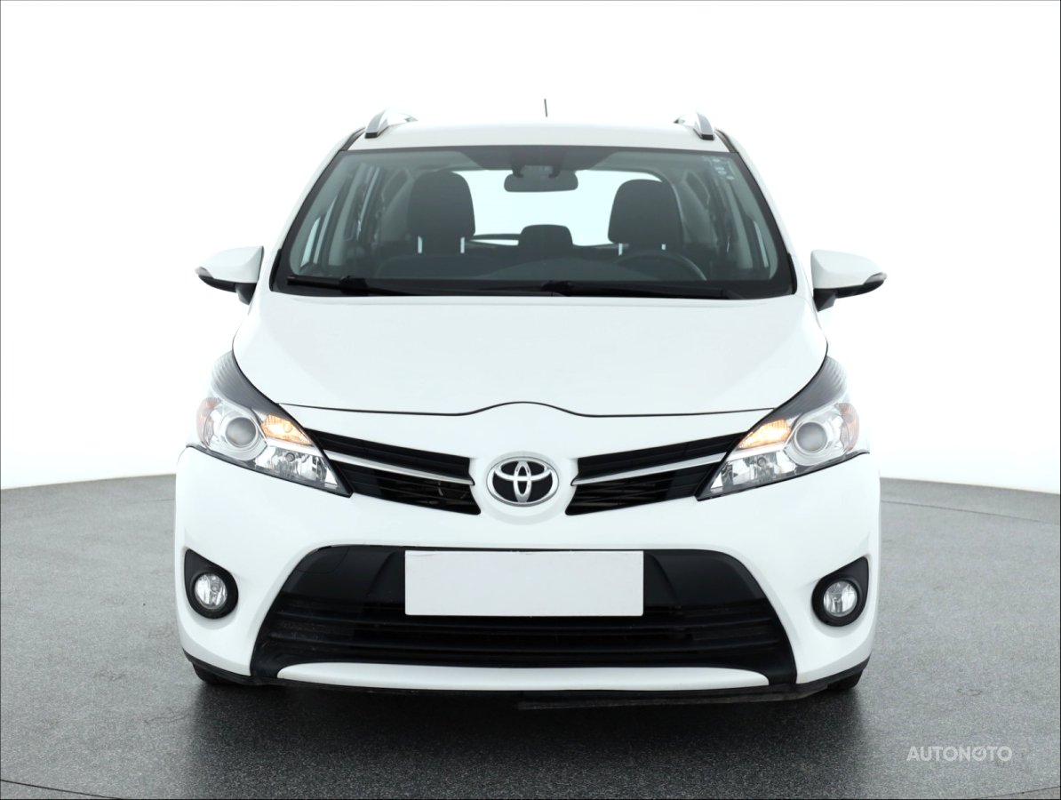 Toyota Verso, 2016 - pohled č. 2