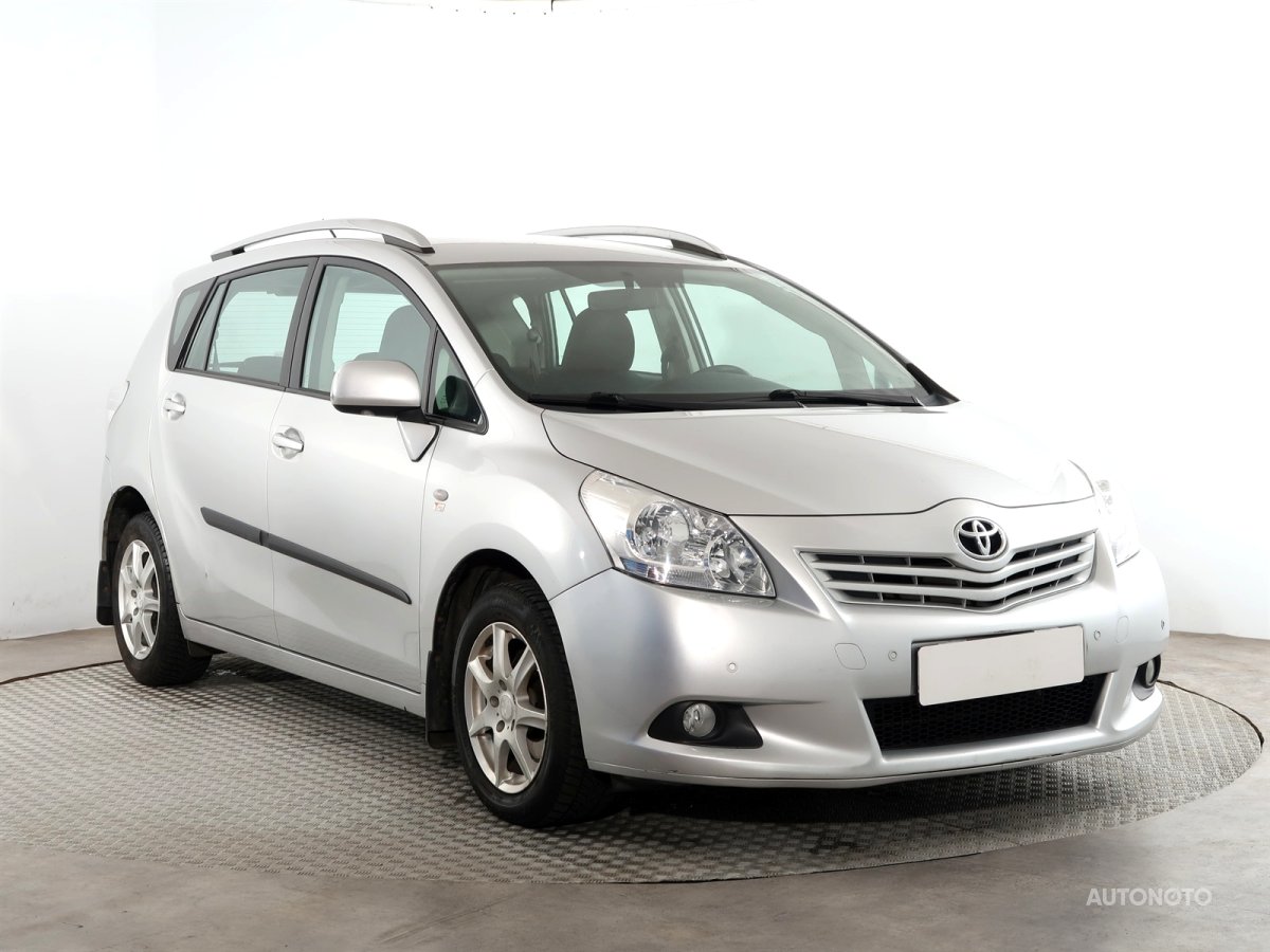 Toyota Verso, 2010 - pohled č. 1