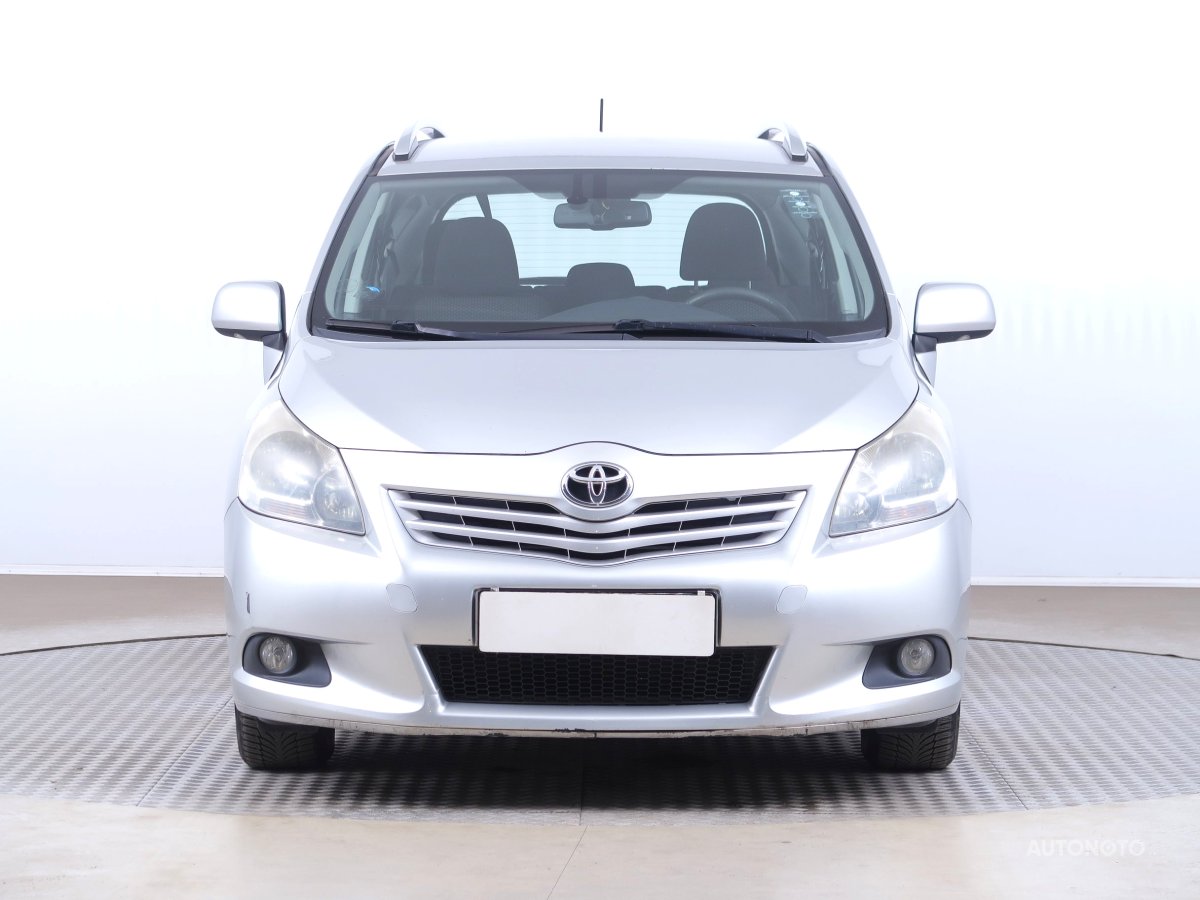 Toyota Verso, 2010 - pohled č. 2