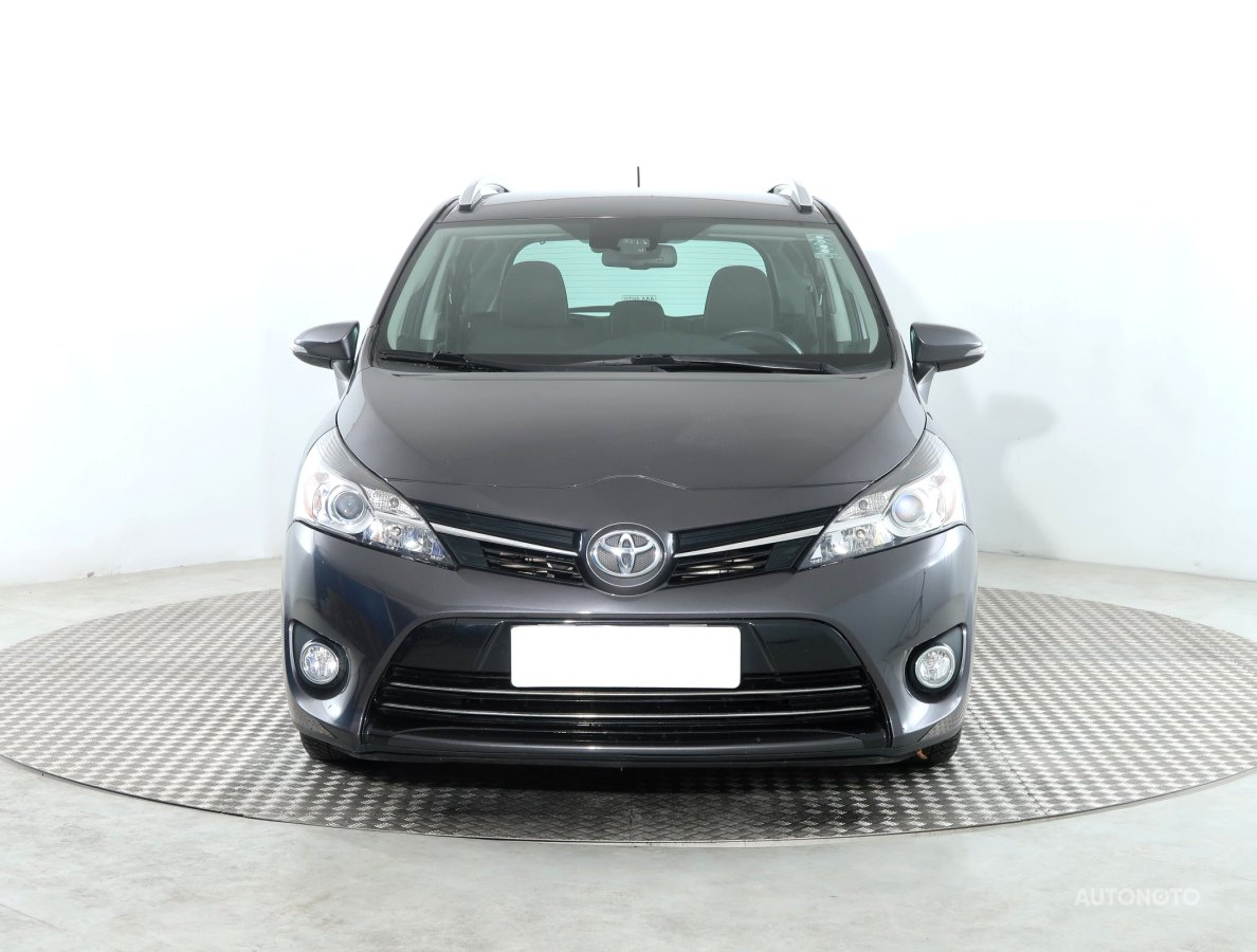 Toyota Verso, 2016 - pohled č. 2