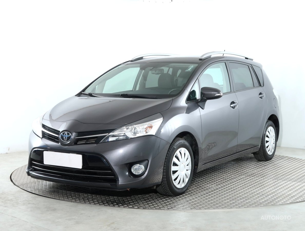 Toyota Verso, 2016 - pohled č. 3