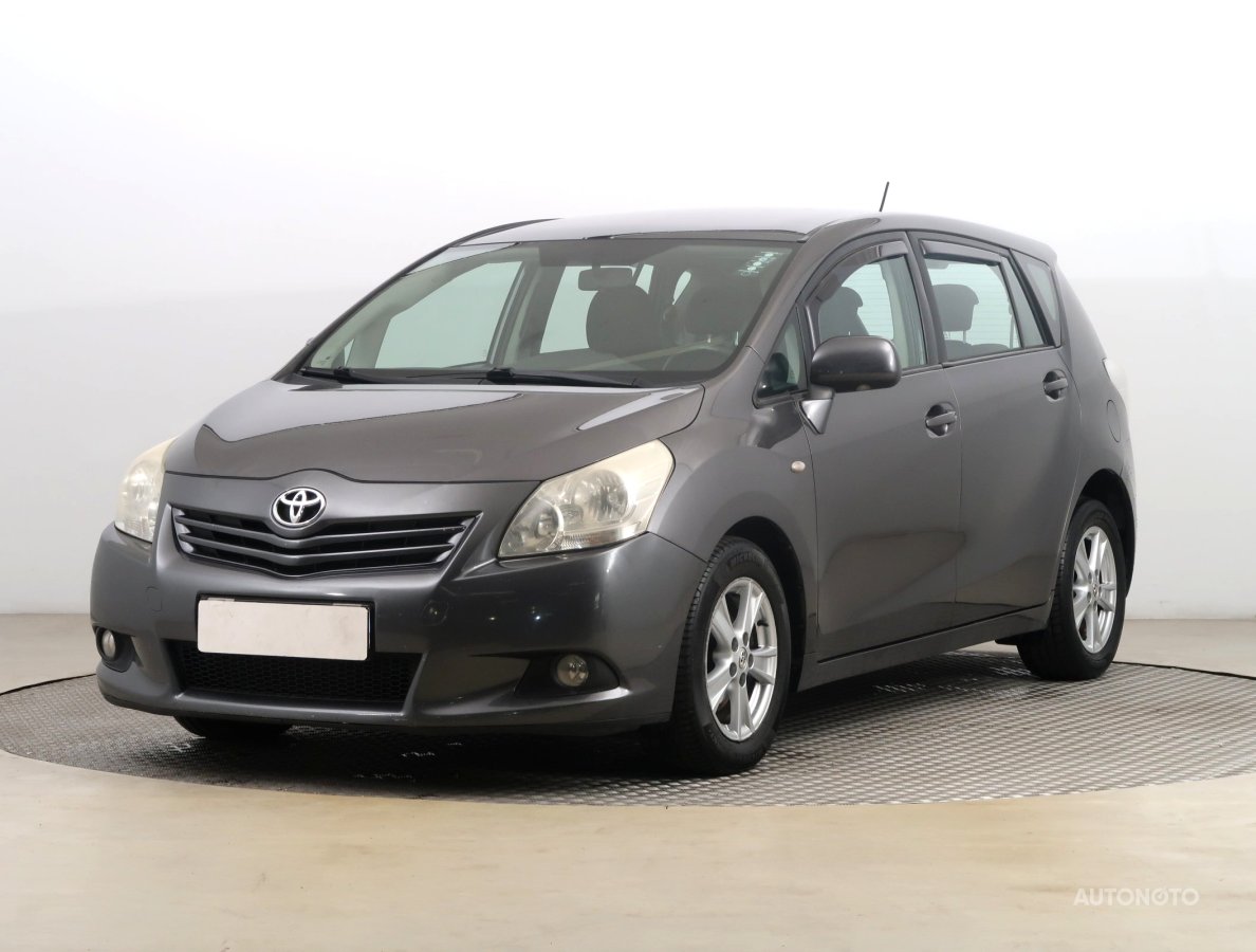 Toyota Verso, 2009 - pohled č. 3