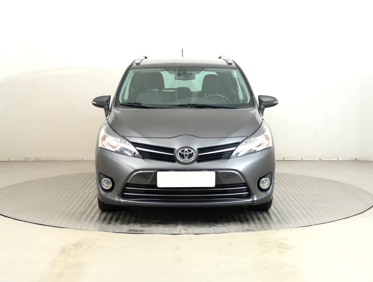 Toyota Verso, 2014 - pohled č. 2