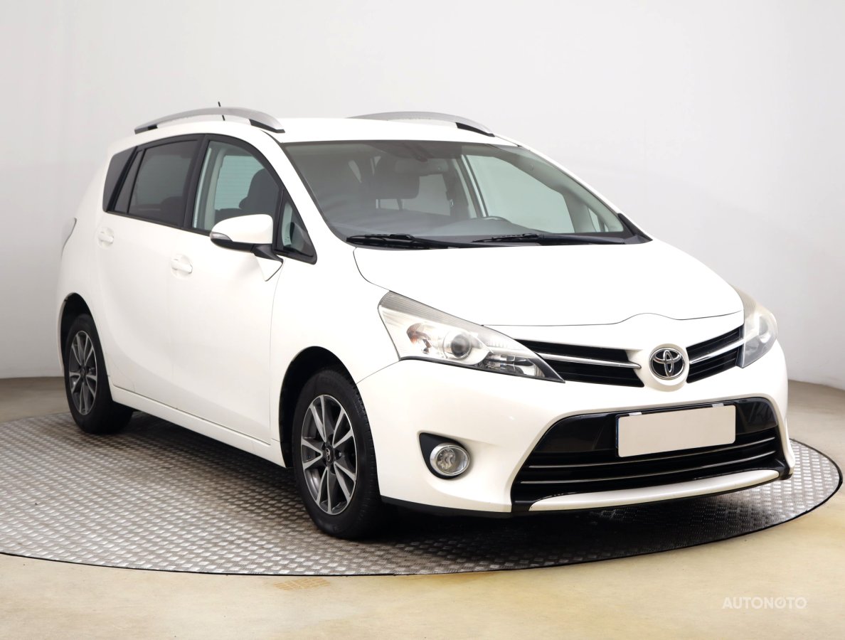 Toyota Verso, 2015 - celkový pohled