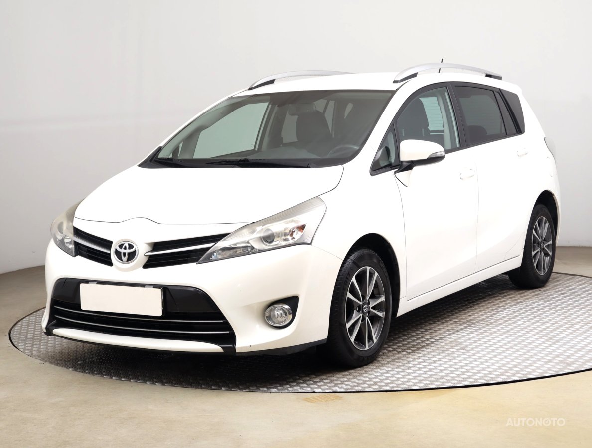 Toyota Verso, 2015 - pohled č. 3