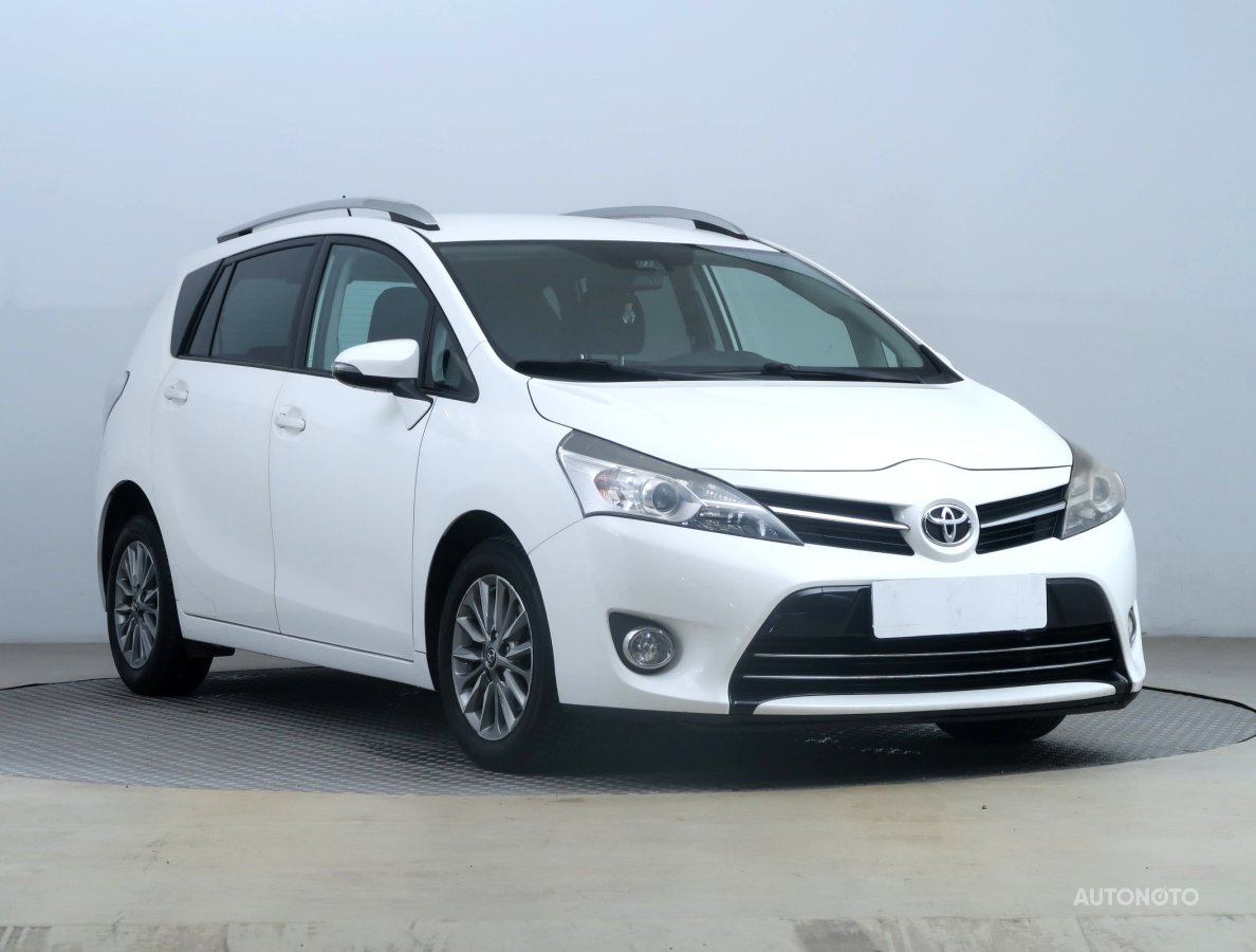 Toyota Verso, 2016 - celkový pohled