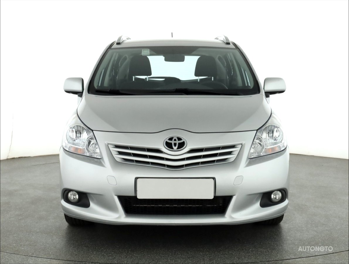 Toyota Verso, 2009 - pohled č. 2