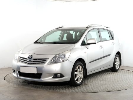 Toyota Verso, 2010 - pohled č. 3
