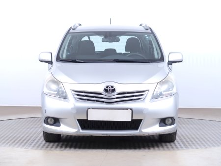 Toyota Verso, 2010 - pohled č. 2