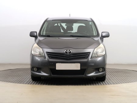 Toyota Verso, 2009 - pohled č. 2