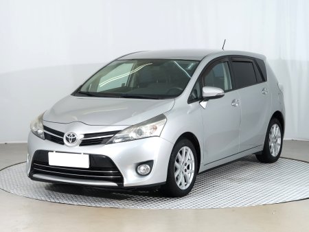 Toyota Verso, 2013 - pohled č. 3