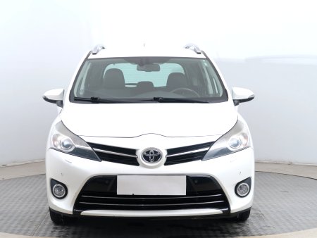 Toyota Verso, 2013 - pohled č. 2