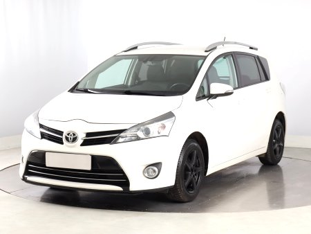 Toyota Verso, 2013 - pohled č. 3