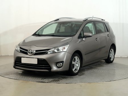 Toyota Verso, 2014 - pohled č. 3