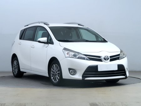 Toyota Verso, 2016