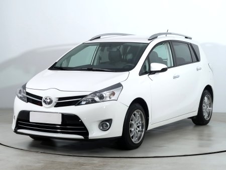 Toyota Verso, 2013 - pohled č. 3