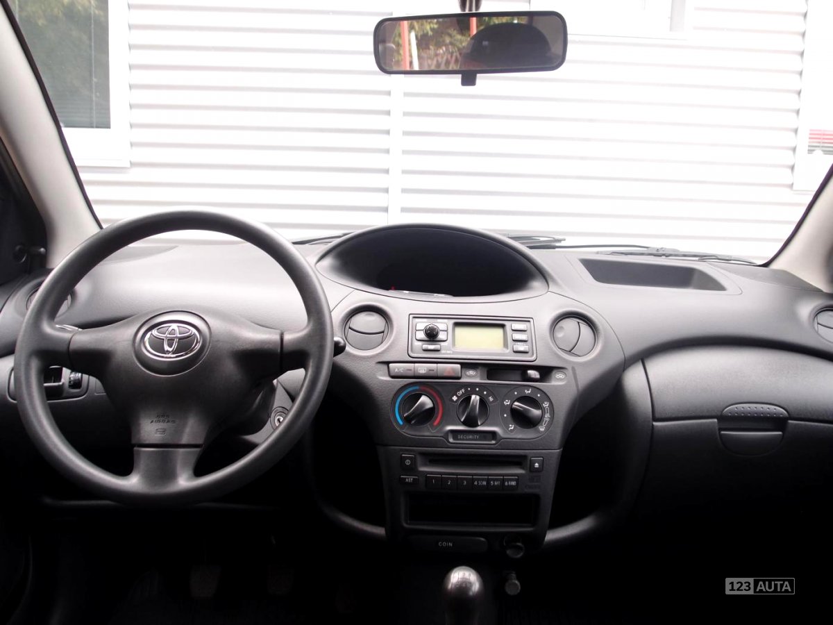 Toyota Yaris, 2004 - pohled č. 12