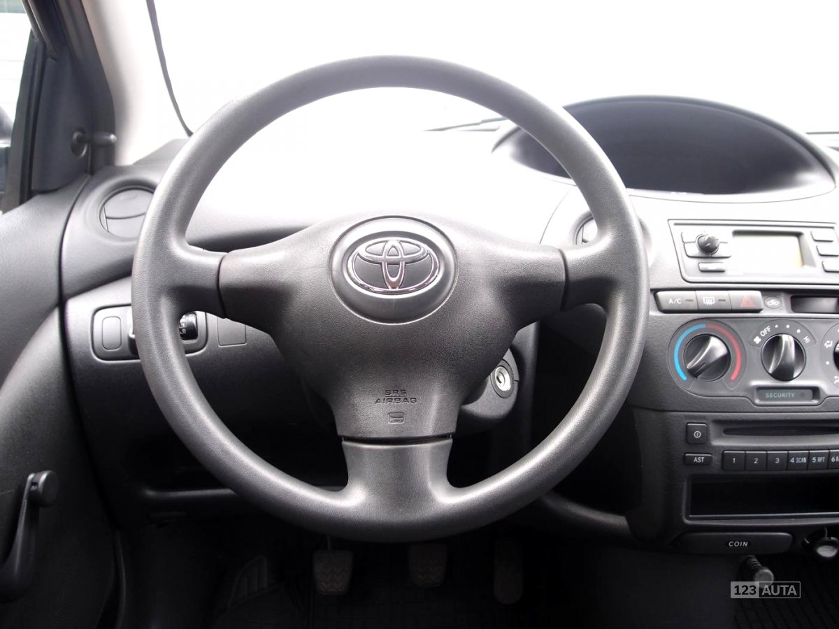 Toyota Yaris, 2004 - pohled č. 14