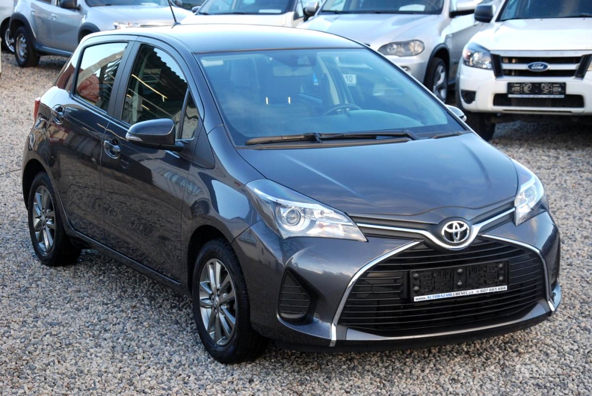 Toyota Yaris, 2015 - pohled č. 2