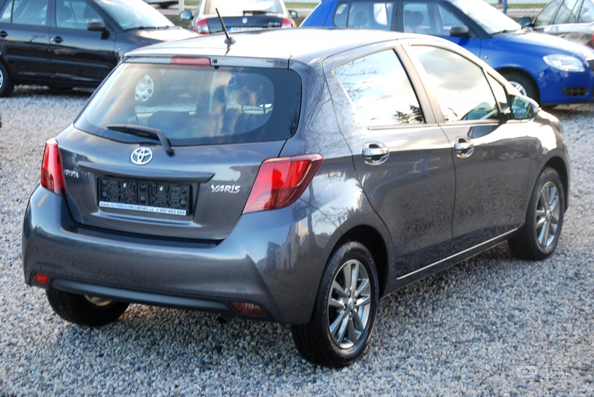 Toyota Yaris, 2015 - pohled č. 3