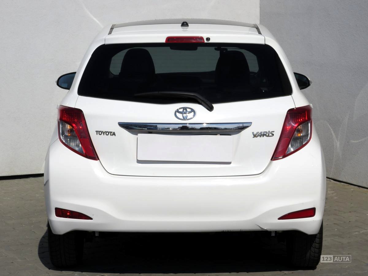 Toyota Yaris, 2012 - pohled č. 6