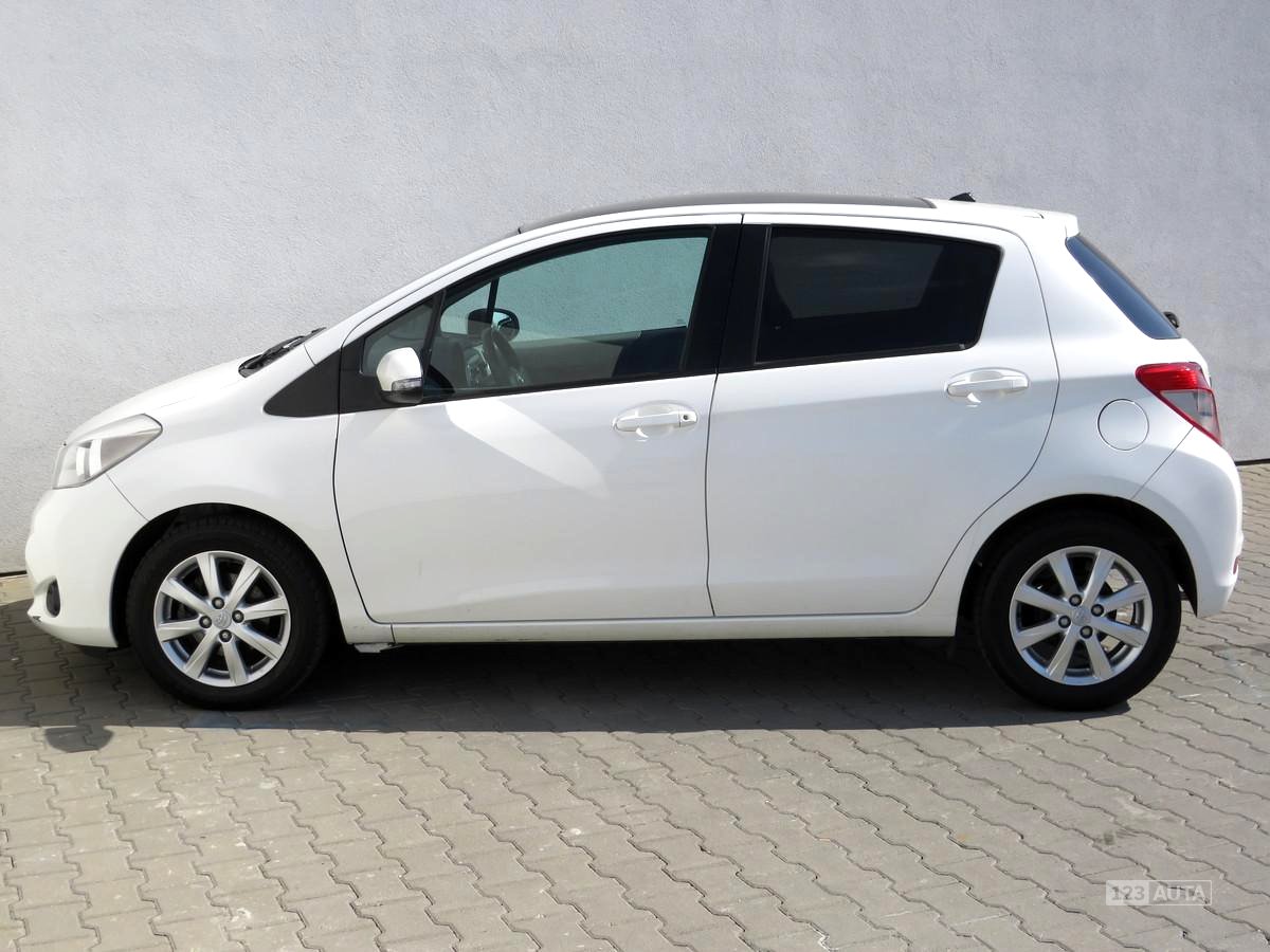 Toyota Yaris, 2012 - pohled č. 8