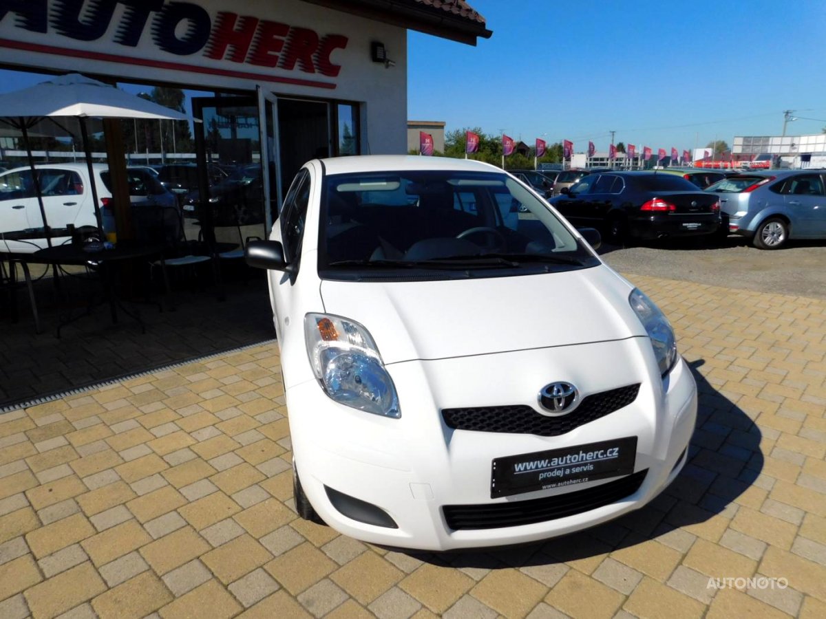 Toyota Yaris, 2010 - pohled č. 2