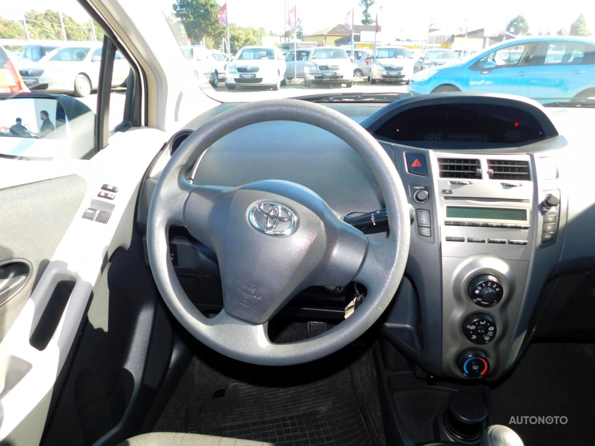 Toyota Yaris, 2010 - pohled č. 7