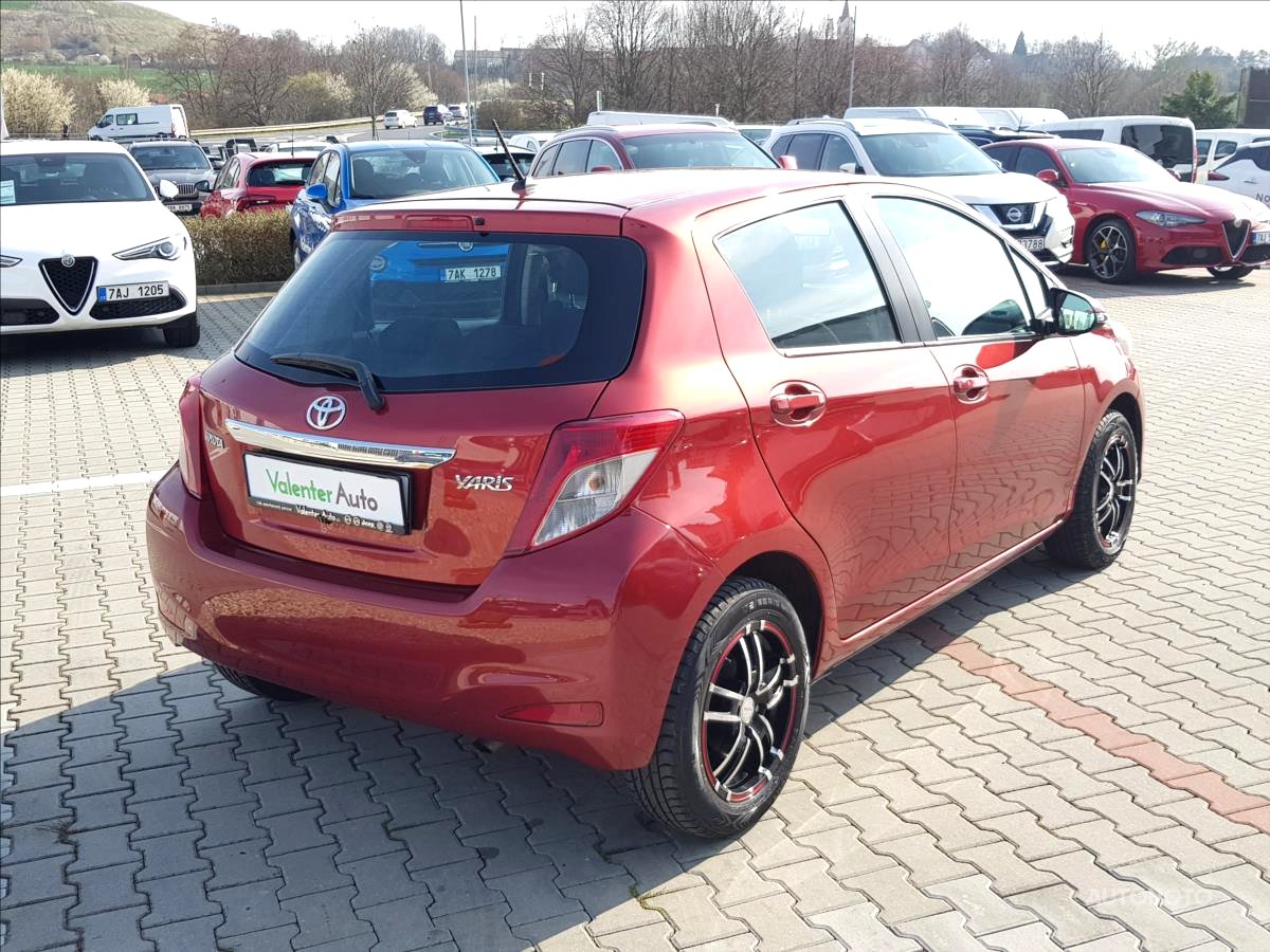 Toyota Yaris, 2012 - pohled č. 3