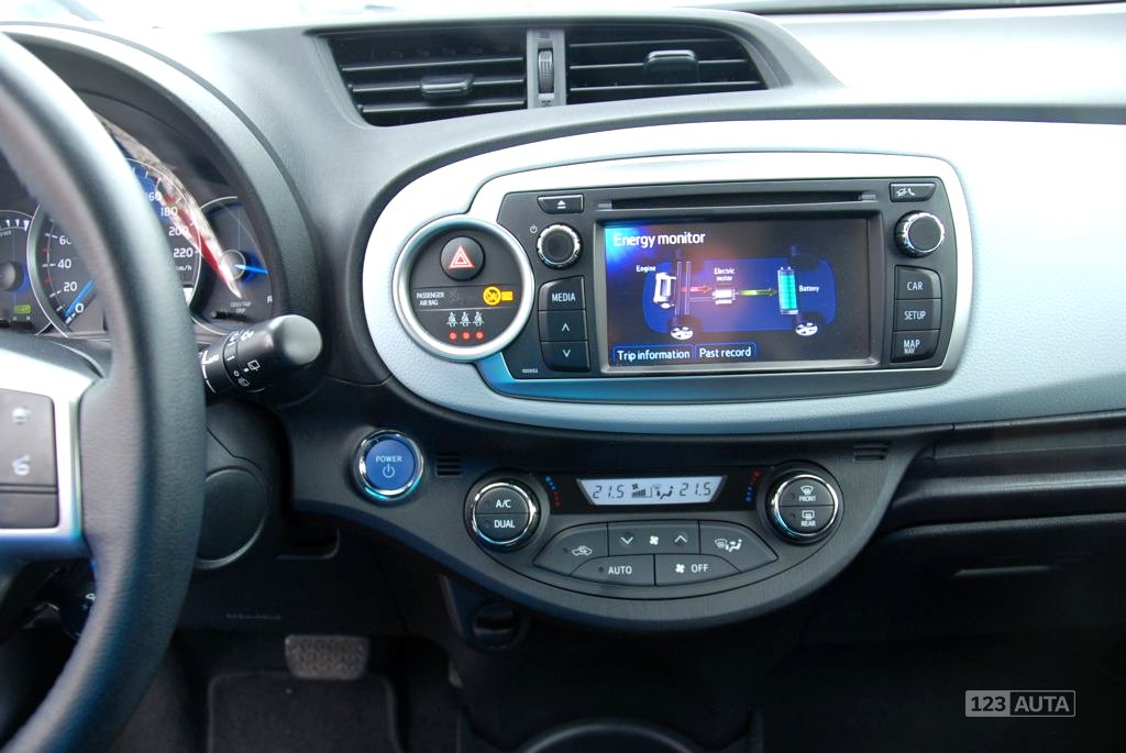 Toyota Yaris, 2013 - pohled č. 11