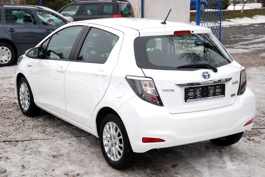 Toyota Yaris, 2013 - pohled č. 4