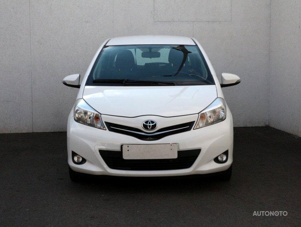 Toyota Yaris, 2012 - pohled č. 2
