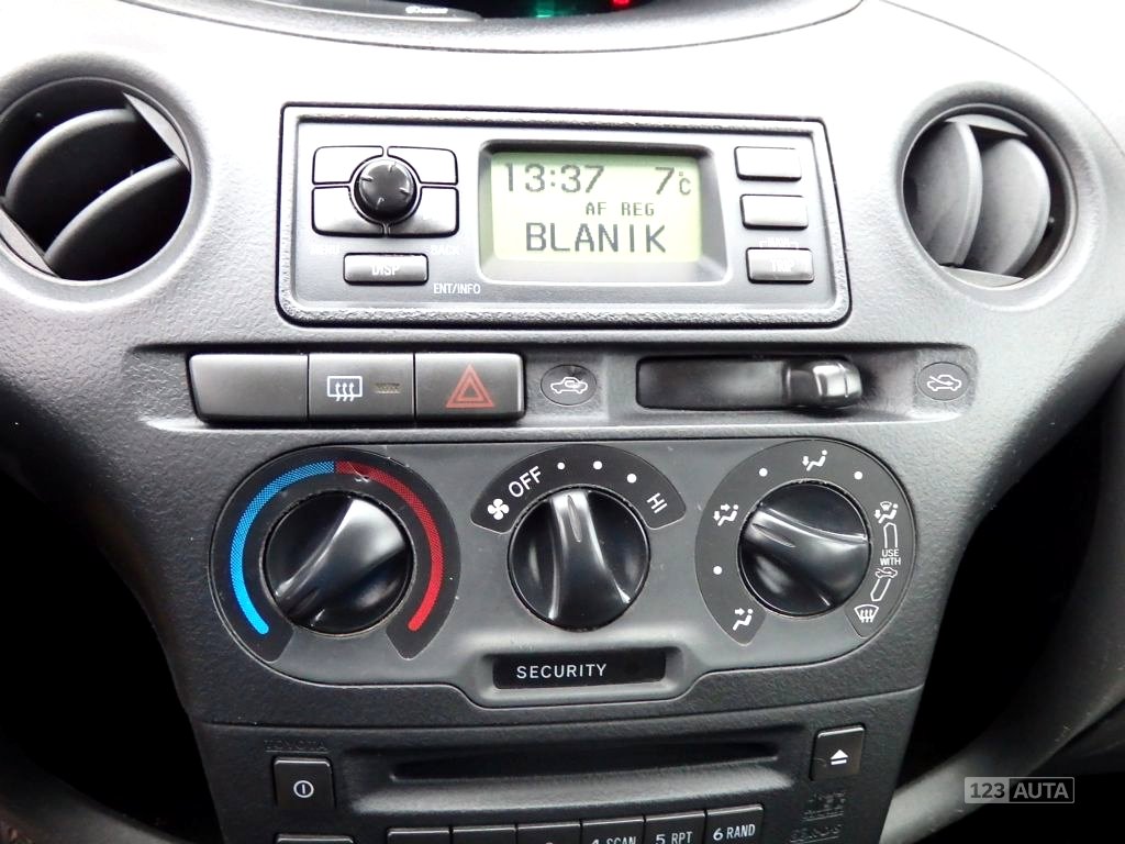 Toyota Yaris, 2003 - pohled č. 12
