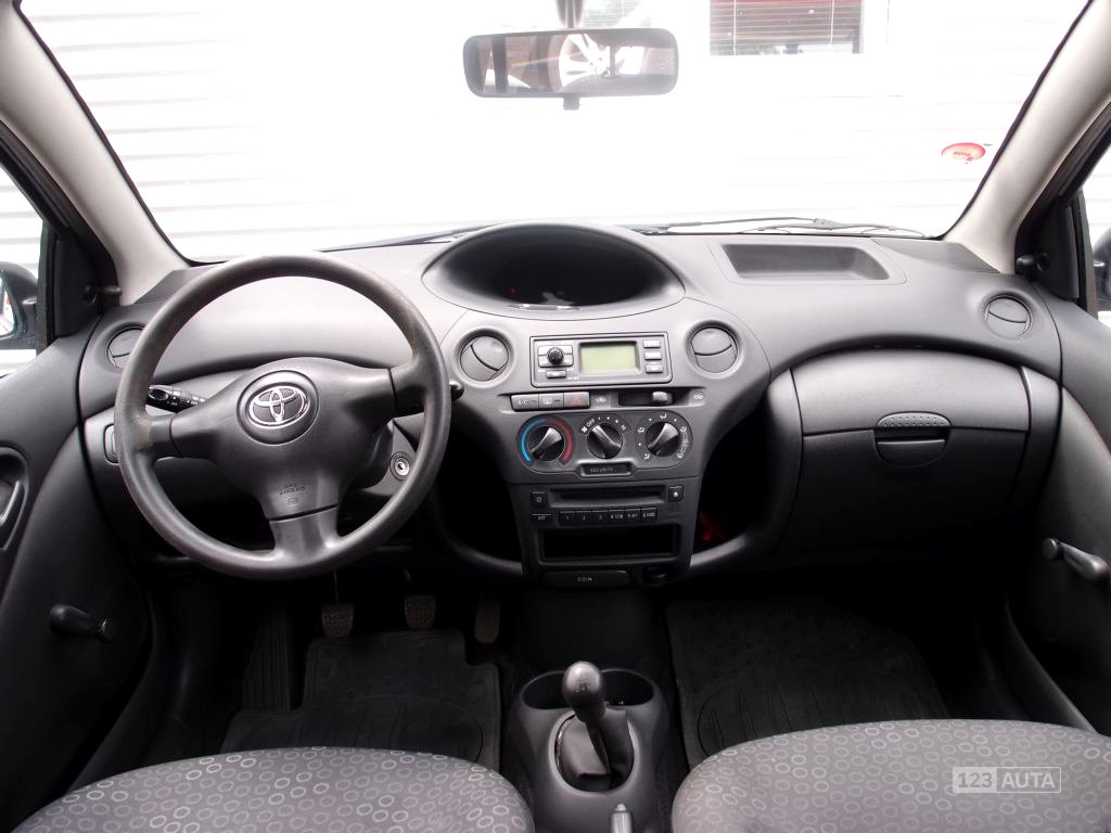 Toyota Yaris, 2004 - pohled č. 11