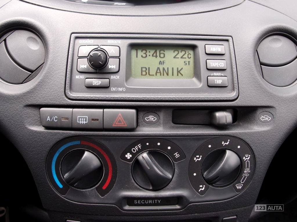 Toyota Yaris, 2004 - pohled č. 14