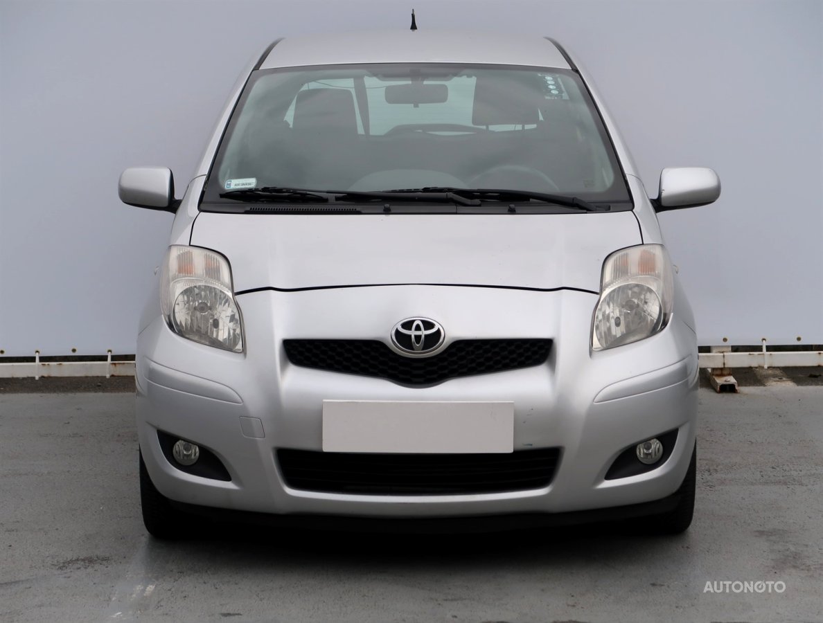 Toyota Yaris, 2011 - pohled č. 2