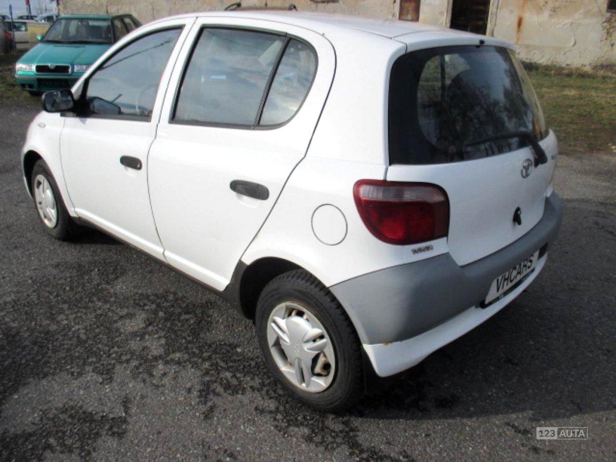 Toyota Yaris, 1999 - pohled č. 5