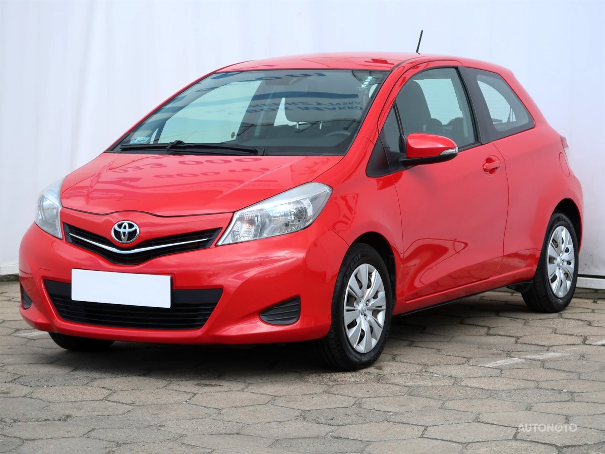 Toyota Yaris, 2013 - pohled č. 3