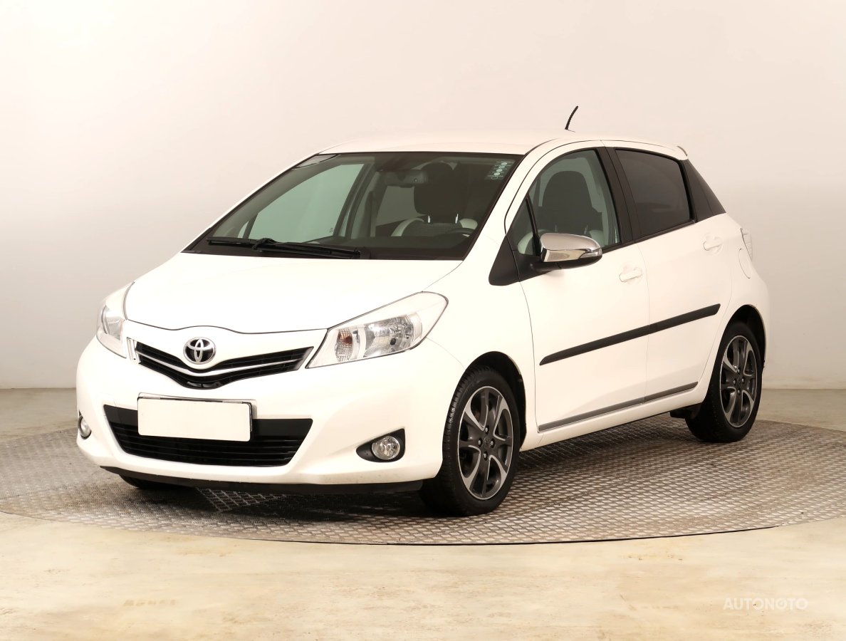 Toyota Yaris, 2013 - pohled č. 3