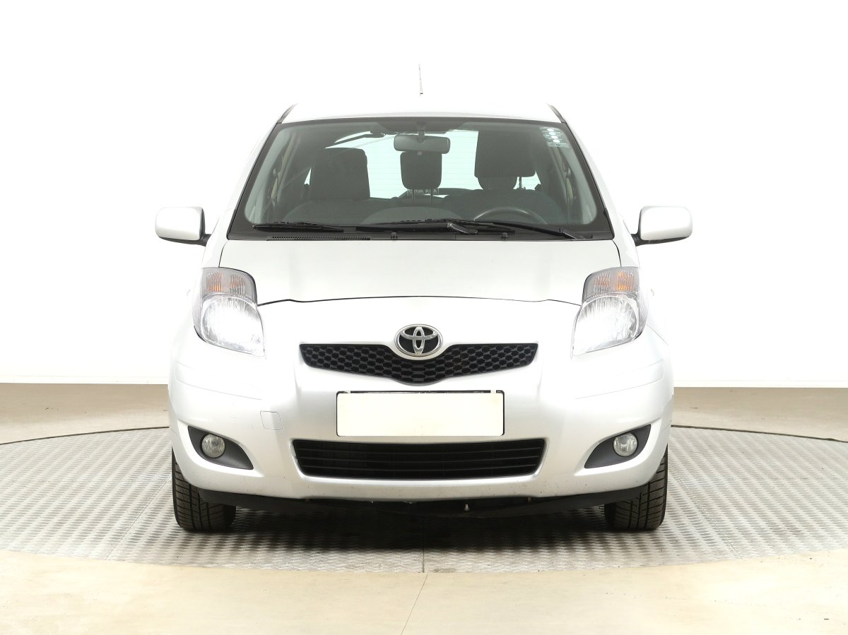 Toyota Yaris, 2010 - pohled č. 2