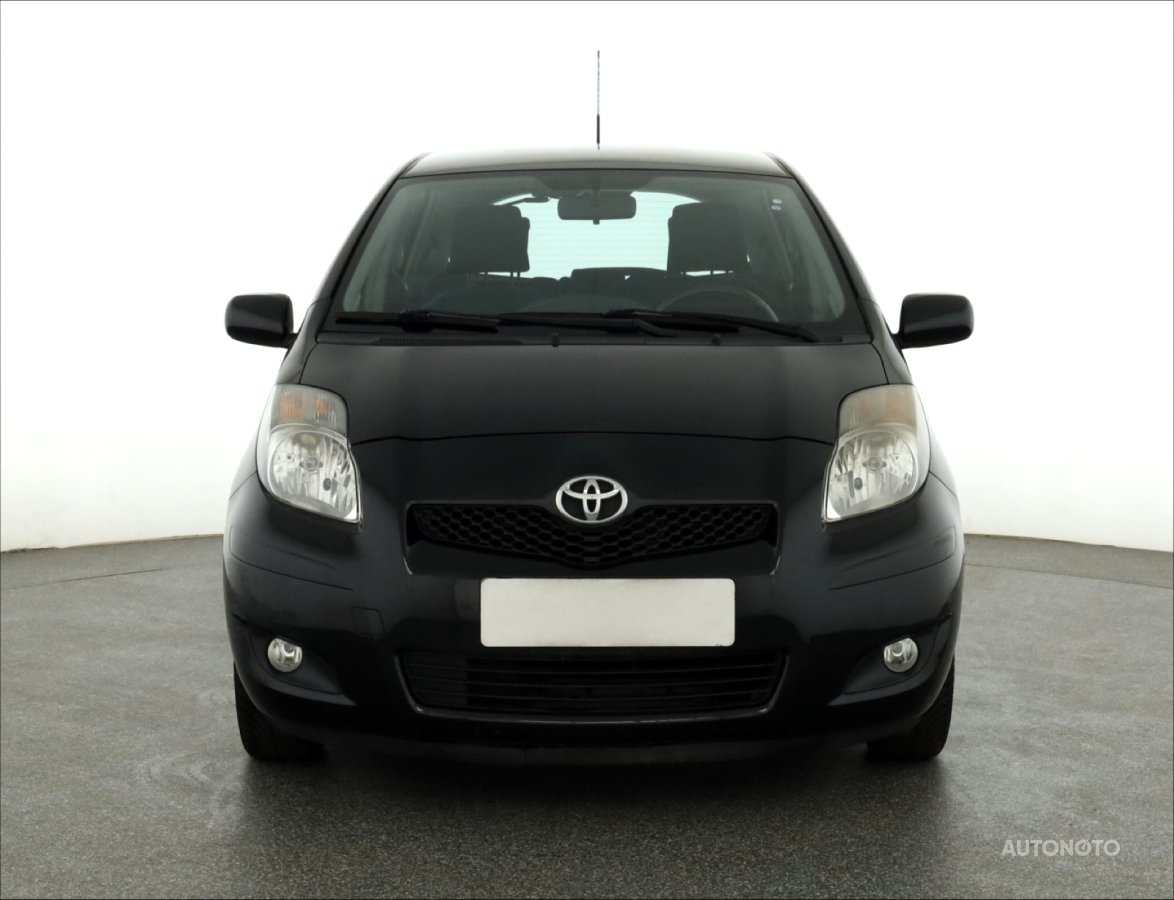 Toyota Yaris, 2011 - pohled č. 2