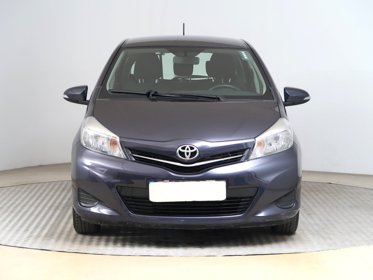 Toyota Yaris, 2012 - pohled č. 2