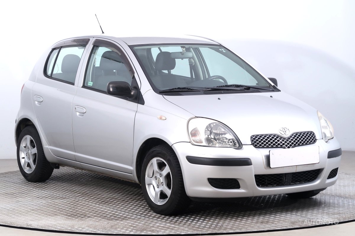 Toyota Yaris, 2004 - celkový pohled