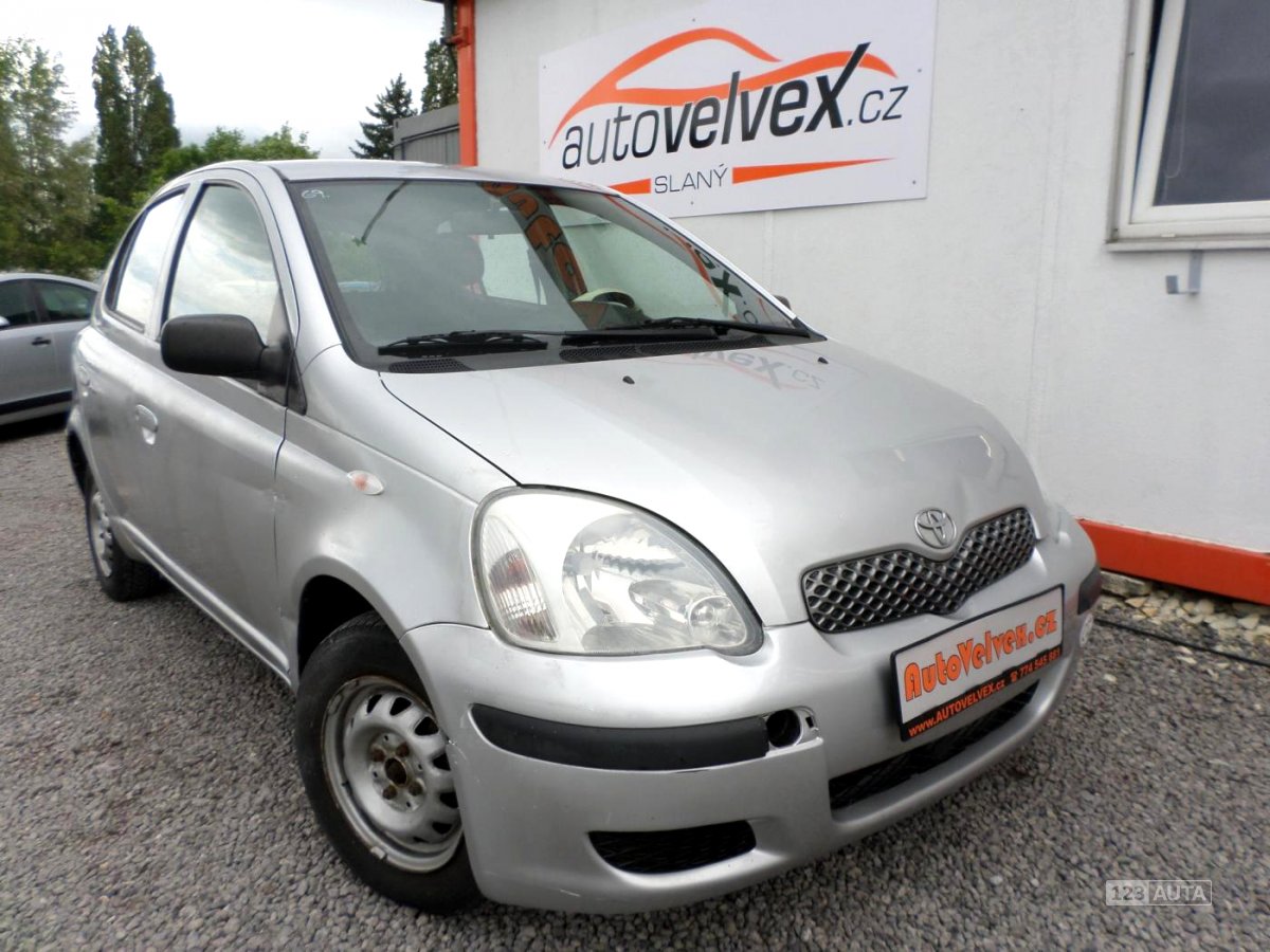 Toyota Yaris, 2004 - celkový pohled