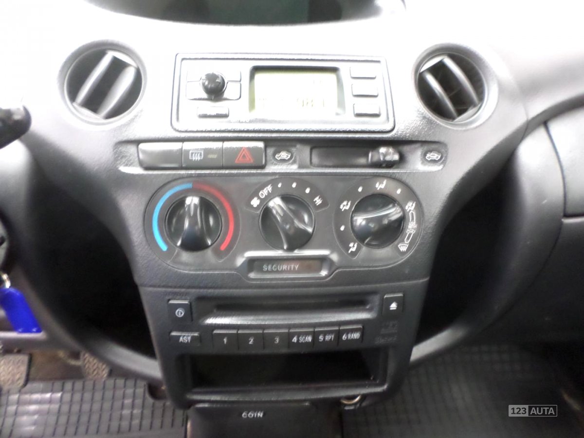 Toyota Yaris, 2004 - pohled č. 14