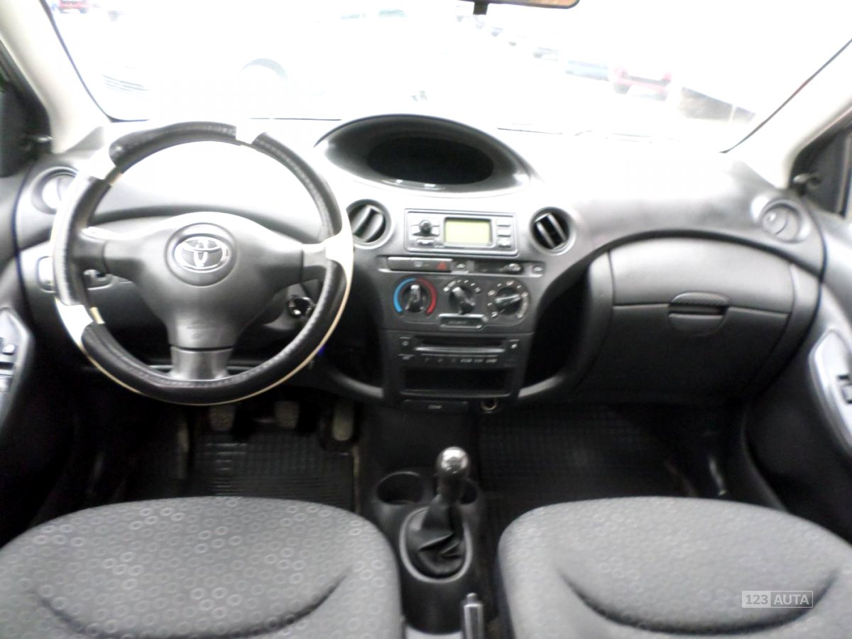 Toyota Yaris, 2004 - pohled č. 15